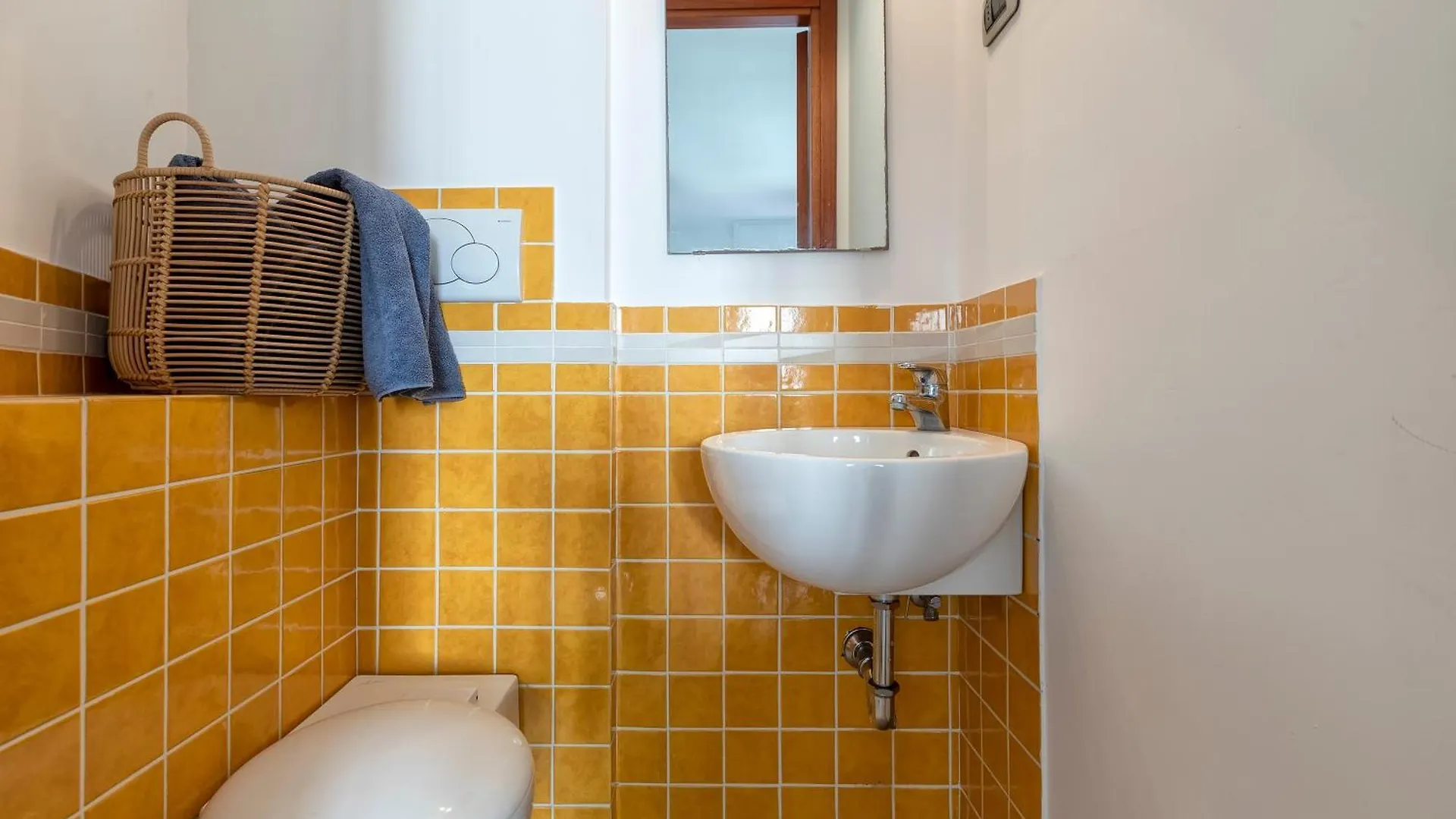 You And Me In Alghero Apartment